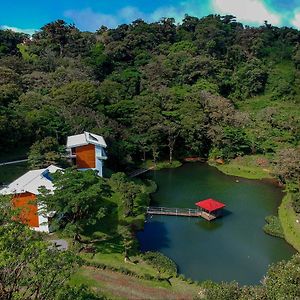 Burbi Lake Lodge Monteverde Exterior photo