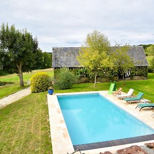 Villa de 6 chambres avec piscine privee jardin amenage et wifi a Gonneville sur Mer a 4 km de la plage Exterior photo