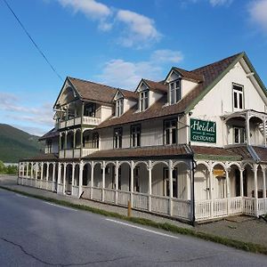 Hotel Heidal Gjestgiveri As à Nedre Heidal Exterior photo