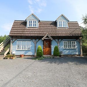 Villa Flink'S Barn à Great Dunmow Exterior photo