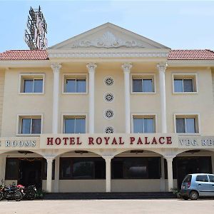 Hotel Royal Palace à Karād Exterior photo