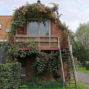 Appartement Studio With More Than A View à Maldegem Exterior photo