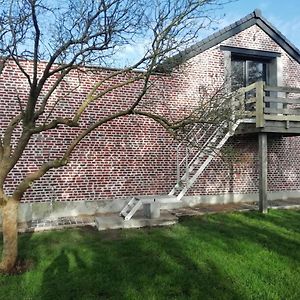 Appartement Etage à la ferme indépendant avec piscine intérieure privative à Bassee Exterior photo