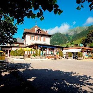 Hôtel-Buffet de la Gare Château-d'Œx Exterior photo