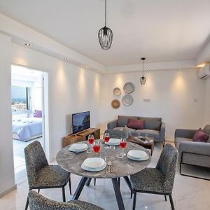 Apt Misia Enas - Modern 2 Bedroom Apartment With Sea Views - Close To Ayia Napa Square Exterior photo