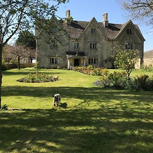 Villa The Manor Farm Alderton à Chippenham  Exterior photo