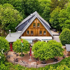 Hotel Berggasthof Koitsche Im Naturpark Zittauer Gebirge à Bertsdorf Exterior photo