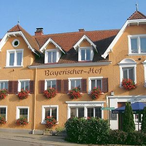 Hotel Bayerischer Hof à Heiligenborn Exterior photo