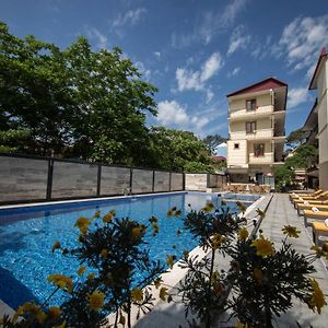 Hotel Chveni Ezo Kobuleti Exterior photo