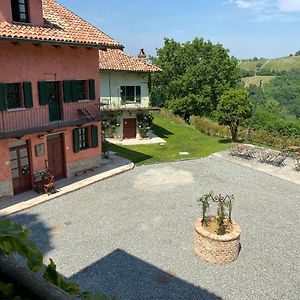 Bed and Breakfast Tenuta Miranda à Cassinasco Exterior photo