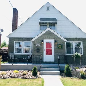 Bed and breakfast The Little Italy Of Niagara Falls Bed & Breakfast Exterior photo