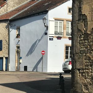 Le Gîte des Lumières Langres Exterior photo