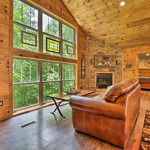 Villa Butler Cabin On 19 Acres With Hot Tub And Fire Pit! Exterior photo