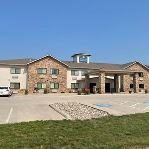 Cobblestone Inn&Suites - Clarion Exterior photo