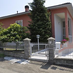 Bed and Breakfast La Casa Dei Nonni à Felegara Exterior photo