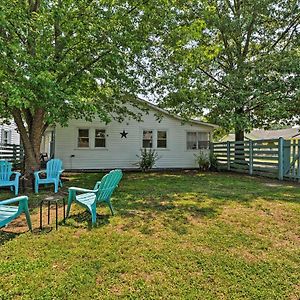 The Blue Crab Cottage - 3 Blocks From The Beach! Colonial Beach Exterior photo