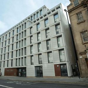 Stylish Ensuite Bedrooms With Private Bathroom And Fully-Equipped Studios At Market House In Newcastle Exterior photo