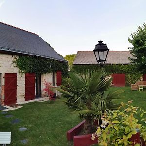 Bed and Breakfast Au Pied Du Tilleul à Cornille-les-Caves Exterior photo