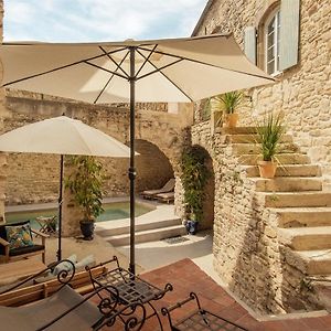 Hotel LA FUGUE -Demeure historique située dans un château fort -Proche de UZES et NIMES à Brignon Exterior photo