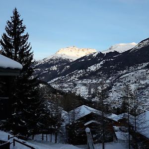 Appartement dans chalet typiquement savoyard au pied des pistes La Norma Exterior photo