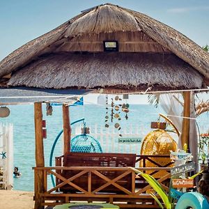 Haven Breeze Resort - A Home Of Hundred Islands Alaminos Exterior photo