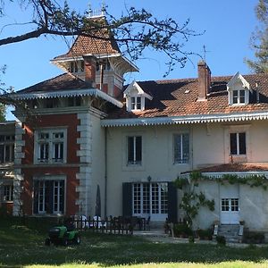 Bed and Breakfast Manoir de L'Epine à Saint-Séverin Exterior photo