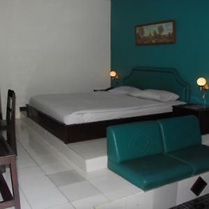 Hotel Minahasa Manado Room photo
