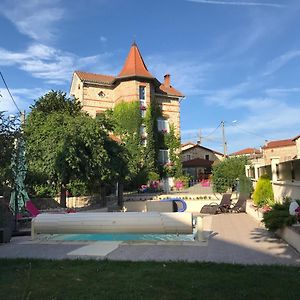 Villa Belle maison de famille à Usson-en-Forez Exterior photo