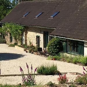 Bed and Breakfast Le Nid à Neuilly-le-Vendin Exterior photo