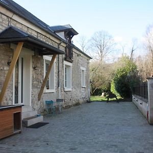 Bed and Breakfast Les Aubes du Vexin à Nucourt Exterior photo