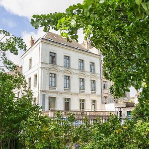 Residence De Tourisme Central Parc Tours Exterior photo