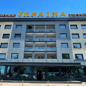 Hotel Complex Ukraine Lutsʼk Exterior photo