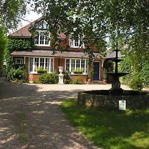 Frasers Guest House Battlesbridge Exterior photo