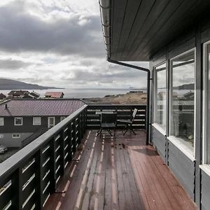 FaroeGuide seaview villa&apartment Tórshavn Exterior photo