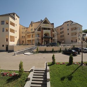 Hôtel Multi Rest House à Tsaghkadzor Exterior photo