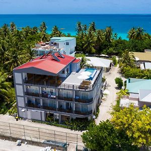 Hotel Grand Beach Dhigurah à Dhigurah  Exterior photo