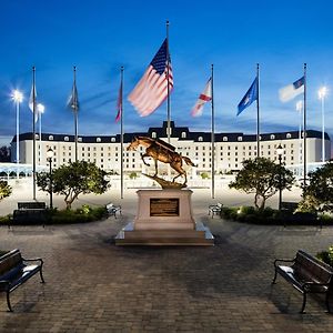 Hotel The Equestrian à Ocala Exterior photo