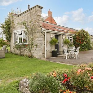 Pear Tree Cottage Mark Exterior photo