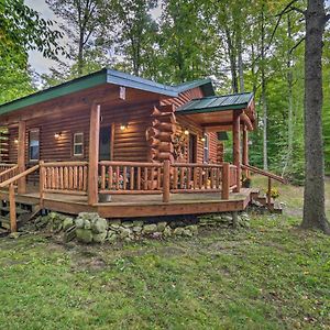 Villa Updated Manistique Log Cabin, Yard&Fire Pit Exterior photo