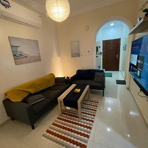 Family Two Bedroom Apartment With Free Parking And Free Wi-Fi DDjeddah Exterior photo