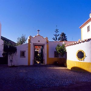 Bed and Breakfast Quinta Do Rio Touro à Azoia  Exterior photo