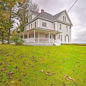 Villa Historic Victorian Farmhouse With Porch And Views! à Mayville Exterior photo