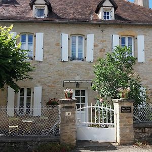 Bed and Breakfast Les Trois Prunelles à Saint-Pierre-Toirac Exterior photo