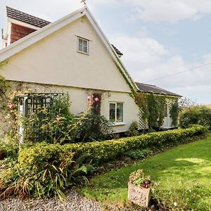 Claire's Cottage, Bude Poughill  Exterior photo