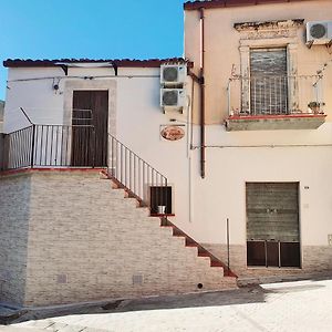 Bed and Breakfast La Gardenia à Licodia Eubea Exterior photo