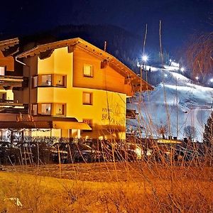 Hotel Pension Gertraud à Bad Kleinkirchheim Exterior photo