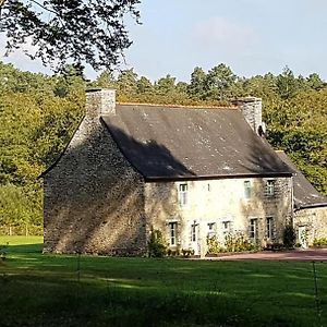 Paimpont: Gîte de la Haute Fenderie Exterior photo