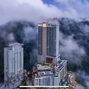 Topsuites At Ion-Delemen Genting Highlands Exterior photo