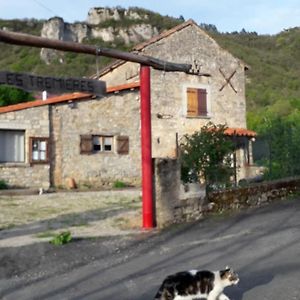 Bed and Breakfast Les TREMIERES à Saint-Paul-des-Fonts Exterior photo