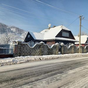 Villa Садиба Райський Куточок à Lac Lac Synevyr Exterior photo